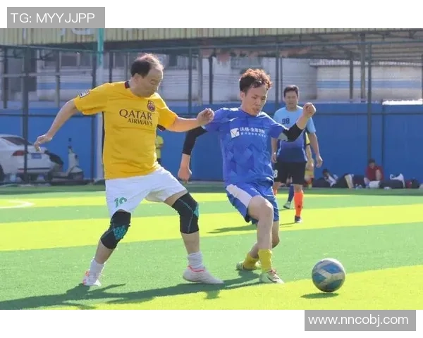 老足球球星重返绿茵场挑战年轻新星 传承与激情的足球盛宴 老足球球星重返绿茵场挑战年轻新星 传承与激情的足球盛宴