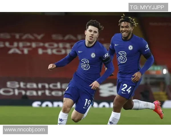 蓝色荣耀见证切尔西足球球星激情与力量高清唯美壁纸精选