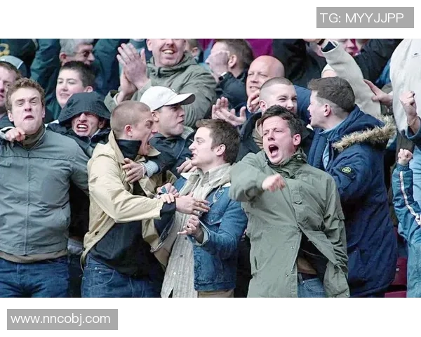 足球巨星理发风潮引爆时尚球场内外粉丝争相模仿新潮造型