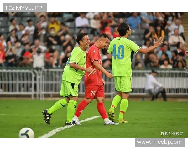 足球球星现场配音大挑战：解锁球场背后的声音与激情